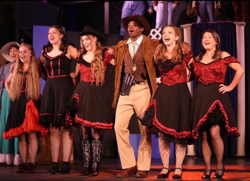 Review: IRVING BERLIN'S ANNIE GET YOUR GUN at The Royal Theatre in Benton Image