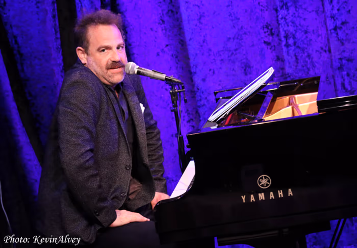 Photos: UNDER THE COVERS WITH VICTORIA SHAW Returns to Birdland with Paul Adelstein & Gary Burr Image