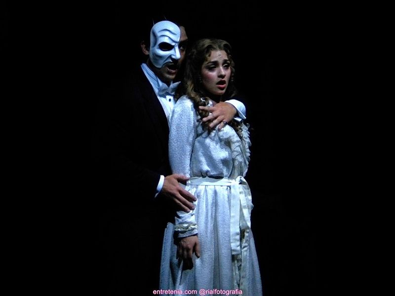 Crítica: EL FANTASMA DE LA ÓPERA at Teatro de los Insurgentes Image