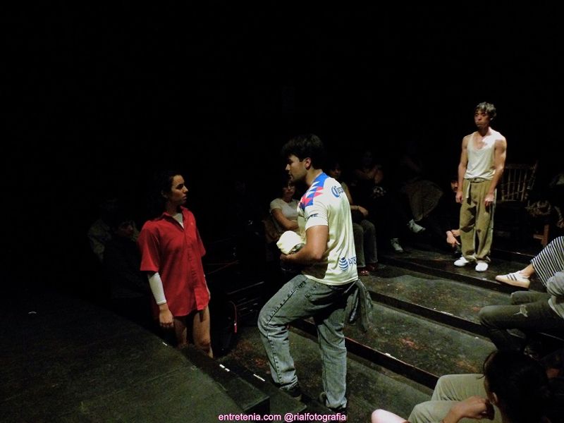 Crítica: QUIERO VIVIRLO TODO at Teatro La Capilla Image