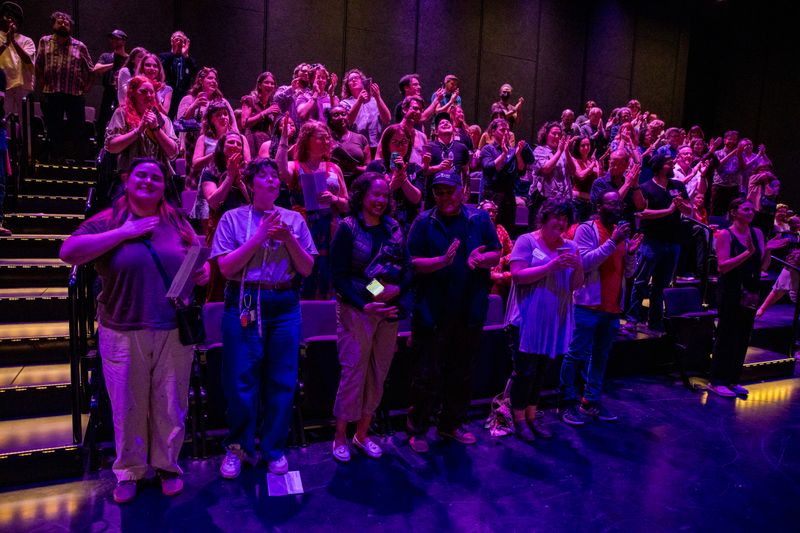 Photos: Timeline Theatre Celebrates Its New Uptown Home — photo 4 of 24