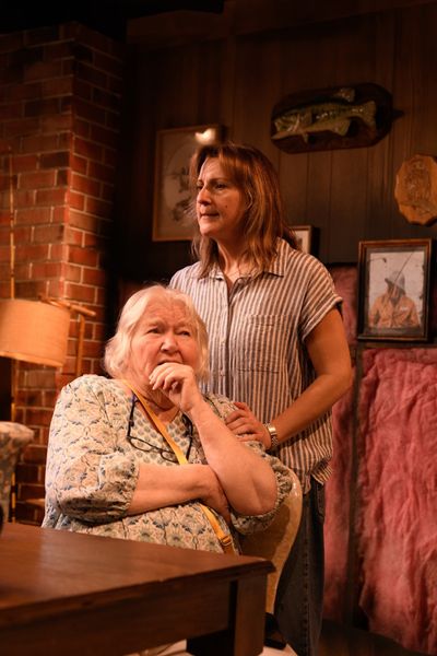  Anne Sheridan Smith and Kathy Ruhl  Photo