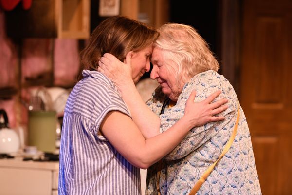  Anne Sheridan Smith and Kathy Ruhl  Photo