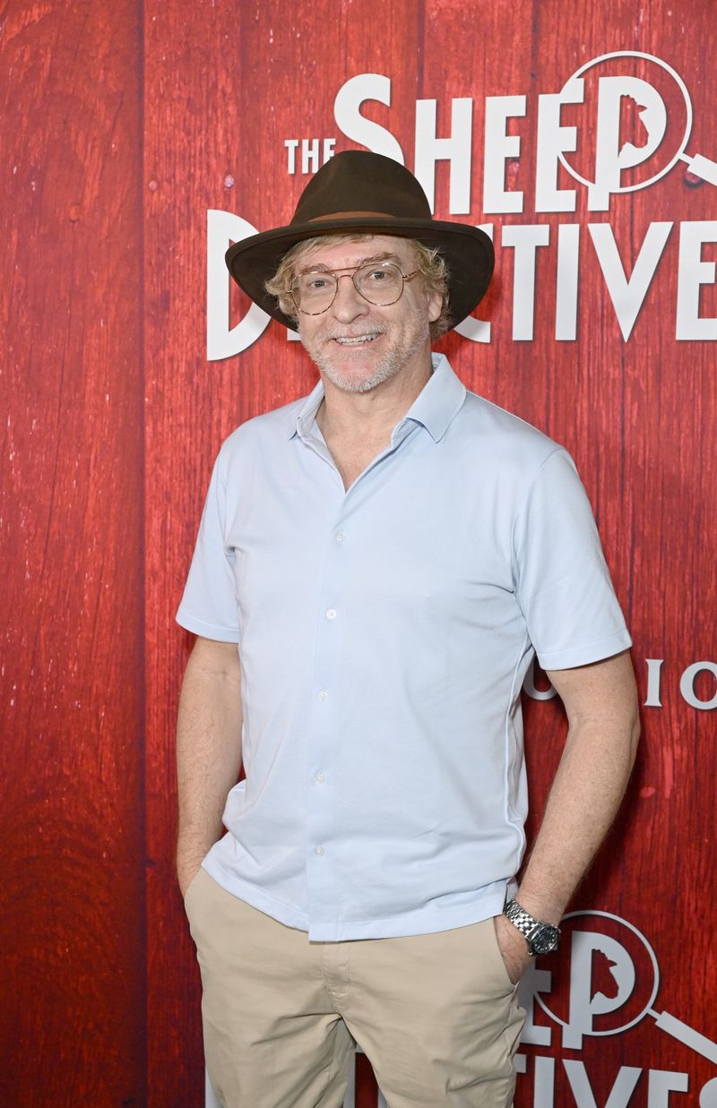 Photos: Hugh Jackman, Sutton Foster & More Attend THE SHEEP DETECTIVES New York Premiere — photo 28 of 33
