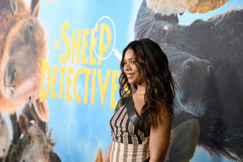 Photos: Hugh Jackman, Sutton Foster & More Attend THE SHEEP DETECTIVES New York Premiere — photo 6 of 33