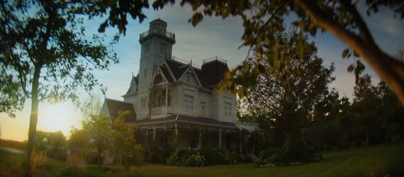 Video/Photos: Sandra Bullock & Nicole Kidman in PRACTICAL MAGIC 2 Teaser Image