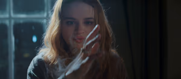 Joey King Photo