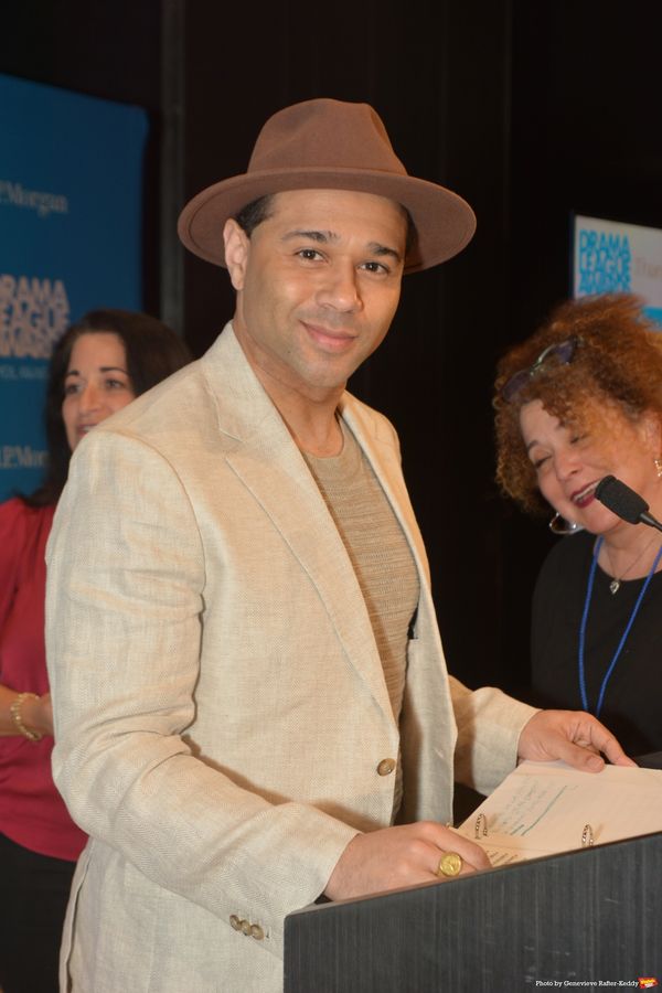 Corbin Bleu Photo