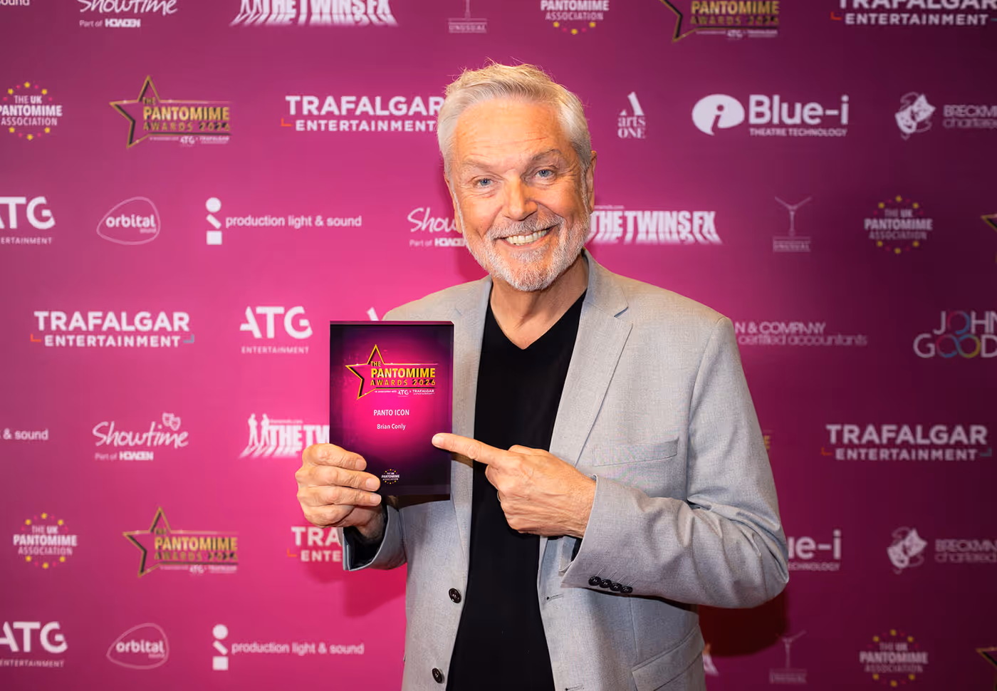 Photos: Inside THE UK PANTOMIME AWARDS 2026  Image