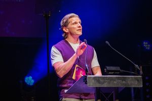 Nigel Harman Photo