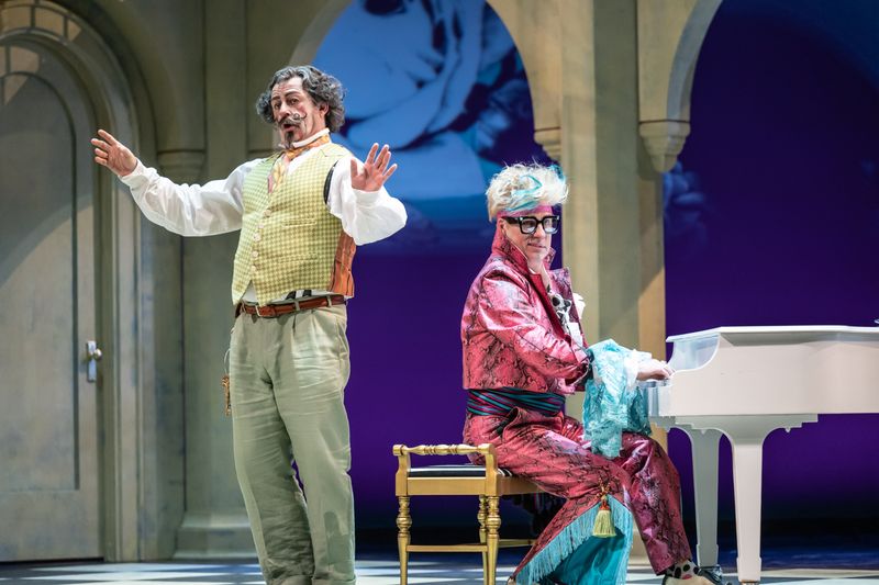 Review: Calgary Opera’s THE BARBER OF SEVILLE is comedic gold and a musical feast for the ears Image