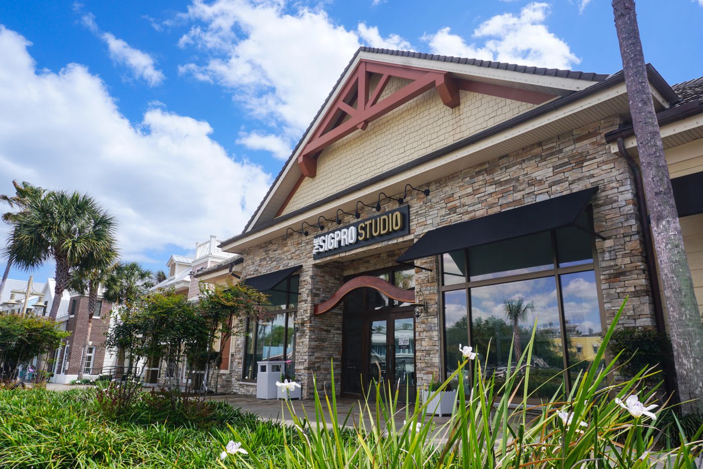 Review: ONLY SOME OF GOD'S CHILDREN OR MISSISSIPPI MAGNOLIAS at The SigPro Studio  Image