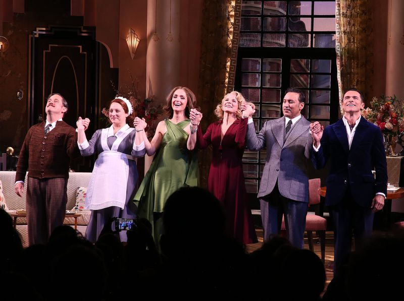 Photos: Rose Byrne, Kelli O'Hara, and the FALLEN ANGELS Cast Takes Opening Night Bows — photo 7 of 11