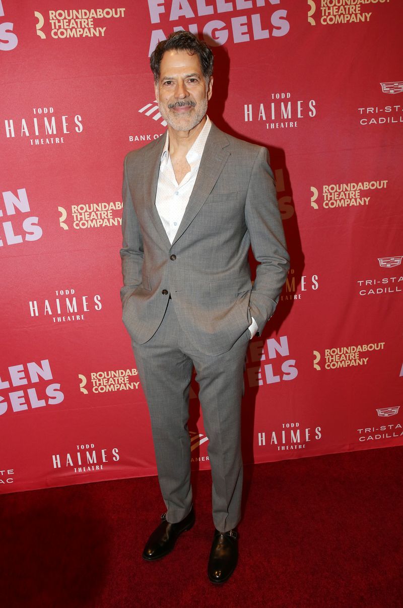 Photos: FALLEN ANGELS Cast and Creatives Walk the Opening Night Red Carpet — photo 26 of 39
