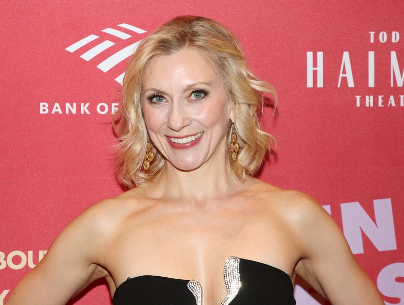Photos: FALLEN ANGELS Cast and Creatives Walk the Opening Night Red Carpet — photo 27 of 39