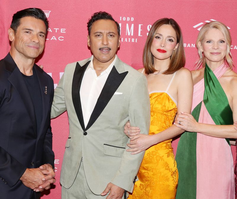 Photos: FALLEN ANGELS Cast and Creatives Walk the Opening Night Red Carpet — photo 31 of 39