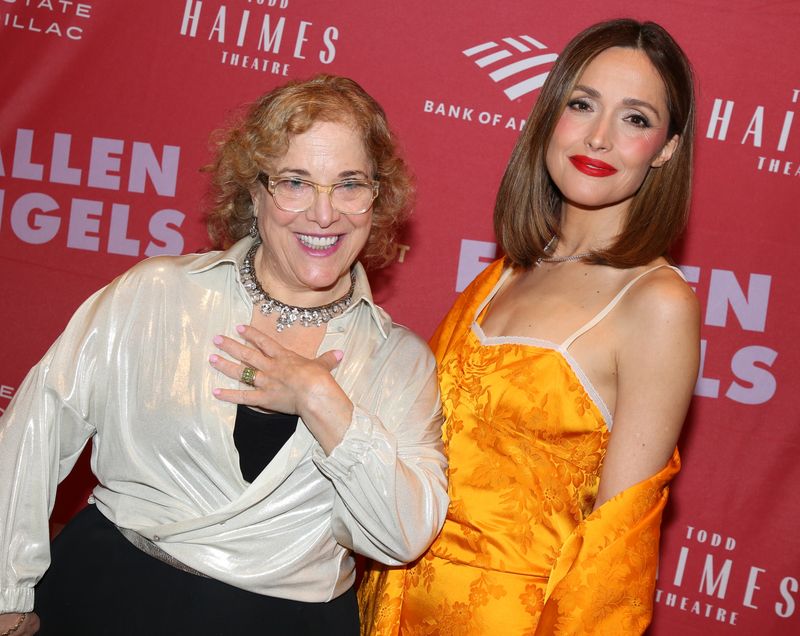 Photos: FALLEN ANGELS Cast and Creatives Walk the Opening Night Red Carpet — photo 35 of 39