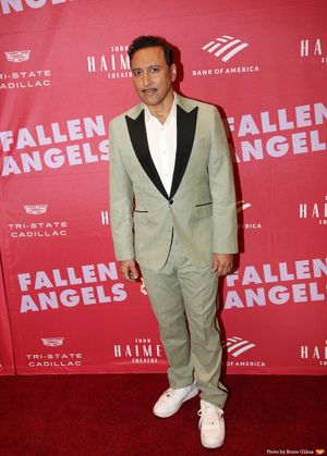 Aasif Mandvi Photo