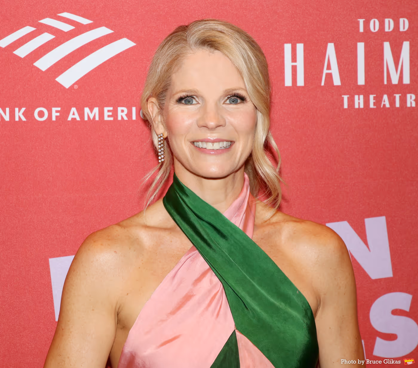 Photos: FALLEN ANGELS Cast and Creatives Walk the Opening Night Red Carpet Image