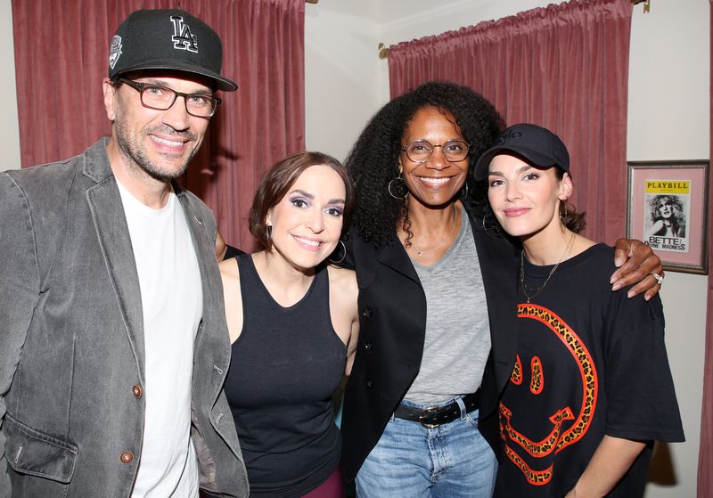 Photos: Audra McDonald and Bonnie Milligan Visit BEACHES on Broadway — photo 2 of 8