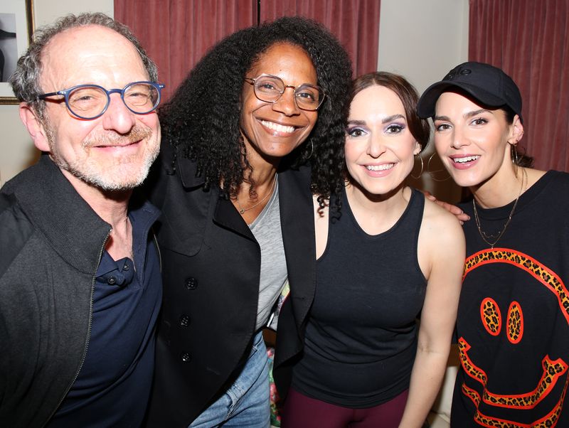 Photos: Audra McDonald and Bonnie Milligan Visit BEACHES on Broadway — photo 5 of 8