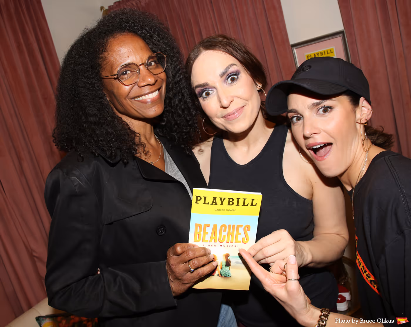 Photos: Audra McDonald and Bonnie Milligan Visit BEACHES on Broadway  Image