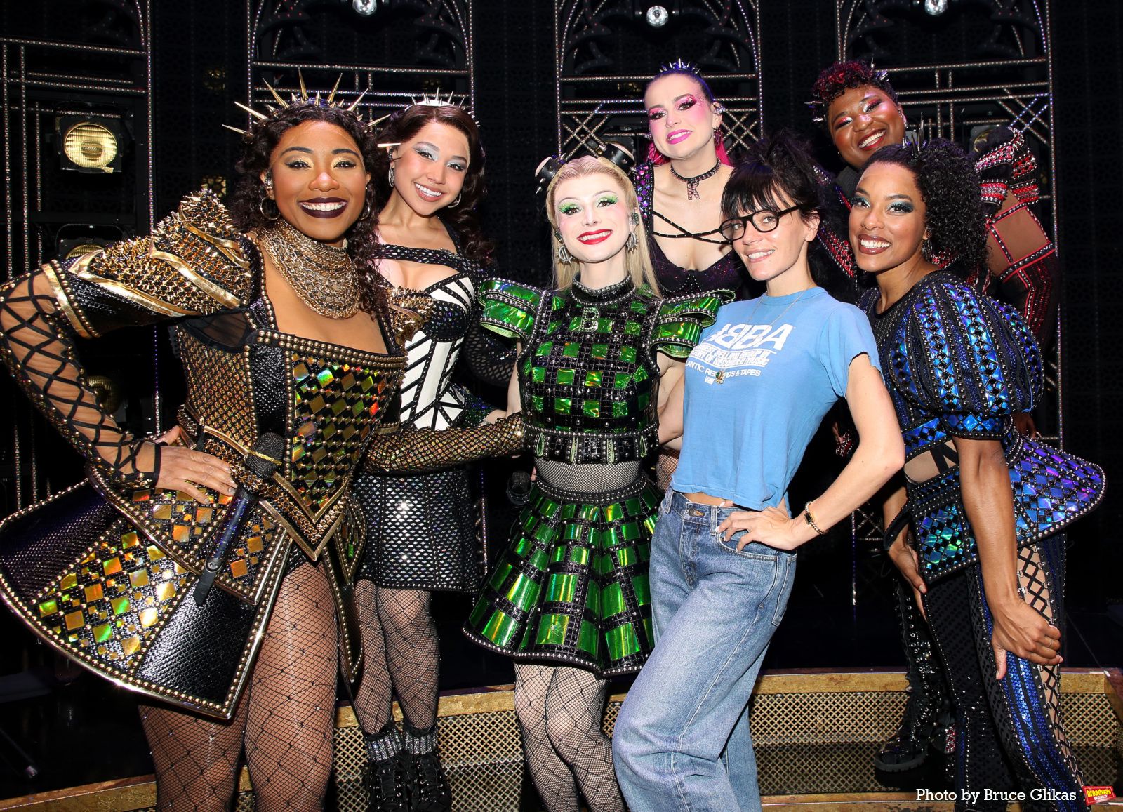 Photos: Lily Allen Visits SIX and Meets the Queens Backstage — photo 4 of 11
