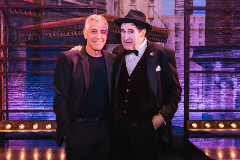 Photos: George Clooney Visits Richard Kind at THE PRODUCERS — photo 2 of 8