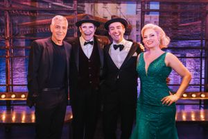 George Clooney, Richard Kind, Marc Antolin, and Joanna Woodward Photo