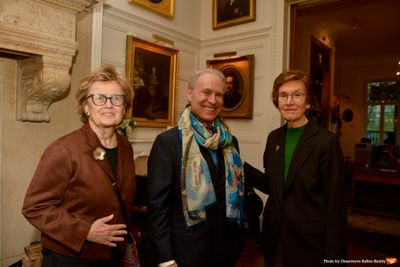 Maru Henninger, Richard G. Weinberg and Pamela Singleton Photo