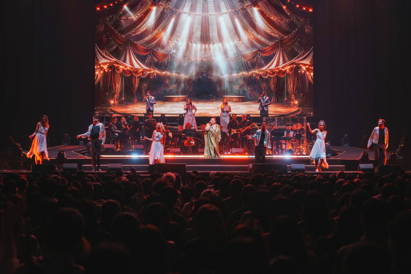 Photos: Susan Egan, Keala Settle and More Perform for 16,000 in BROADWAY HITS LIVE in Taipei  Image