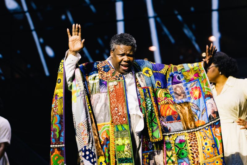 Photos: avery r. young's SAFRONIA Opens at Lyric Opera of Chicago — photo 5 of 27
