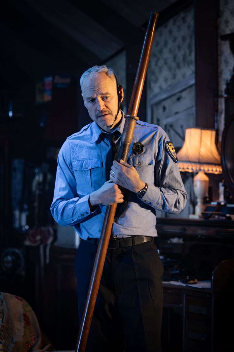 Photos: THE PRICE By Arthur Miller At Marylebone Theatre — photo 9 of 11