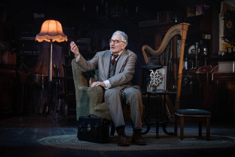 Photos: THE PRICE By Arthur Miller At Marylebone Theatre — photo 7 of 11