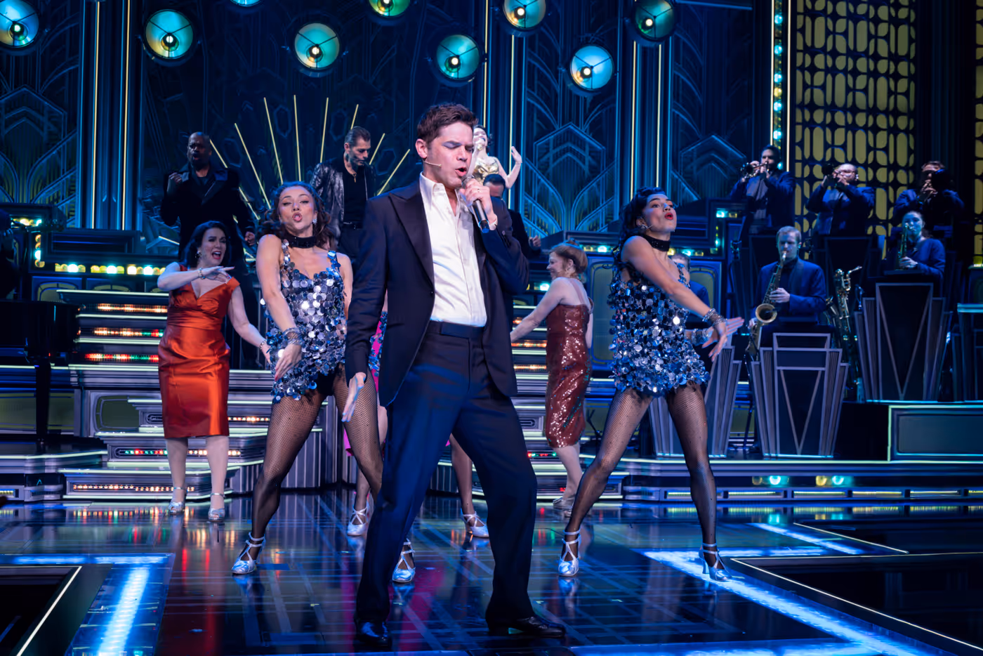Photos: Jeremy Jordan & Carrie St. Louis Take First Bows in JUST IN TIME  Image