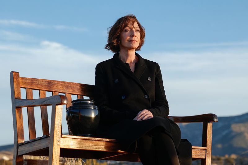 Photos: Allison Janney and Andrew Rannells in MISS YOU, LOVE YOU First Look — photo 2 of 3