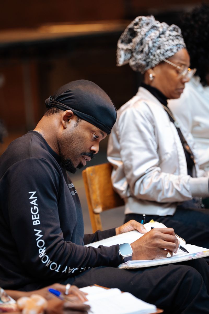 Photos: Oscar Wilde's AN IDEAL HUSBAND in Rehearsal — photo 22 of 30
