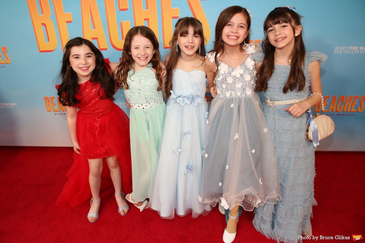 Samantha Schwartz, Harper Burns, Zeya Grace, Joelle Gully, Olive Ross-Kline  at 