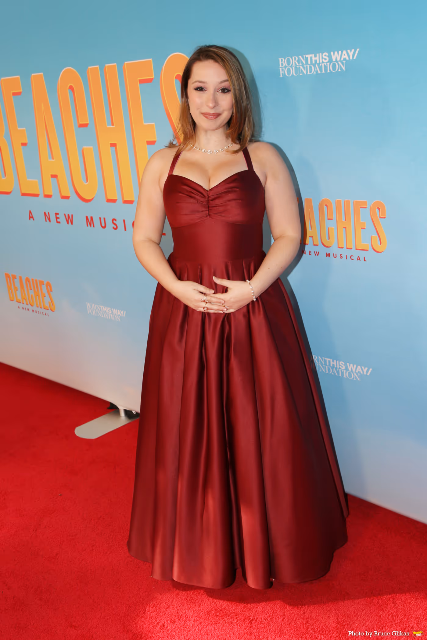 Photos: On the BEACHES Opening Night Red Carpet  Image