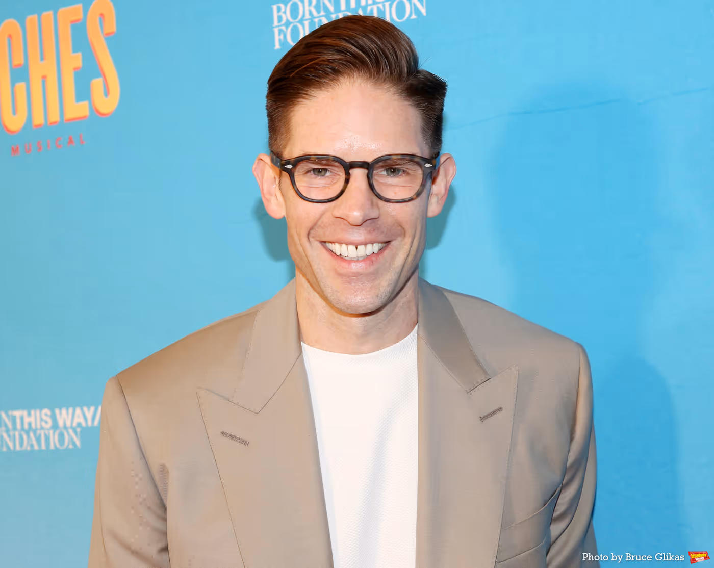 Photos: On the BEACHES Opening Night Red Carpet  Image