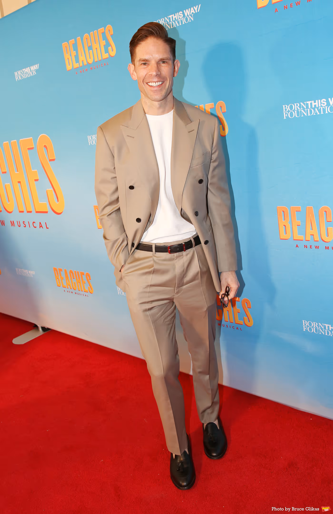 Photos: On the BEACHES Opening Night Red Carpet  Image