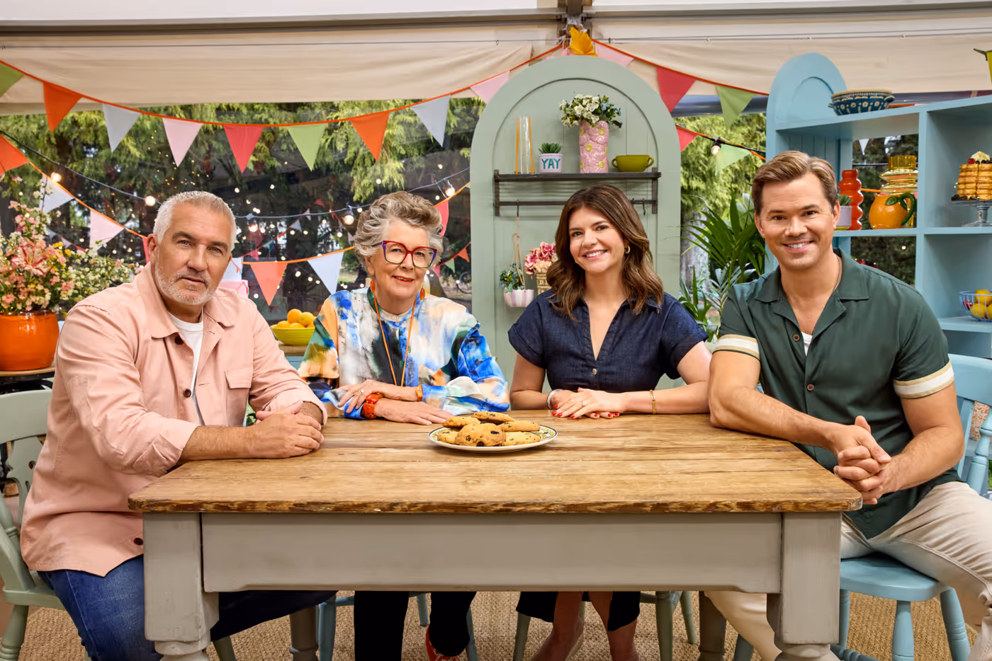 Video/Photos: Andrew Rannells to Co-Host THE GREAT AMERICAN BAKING SHOW Season 4  Image