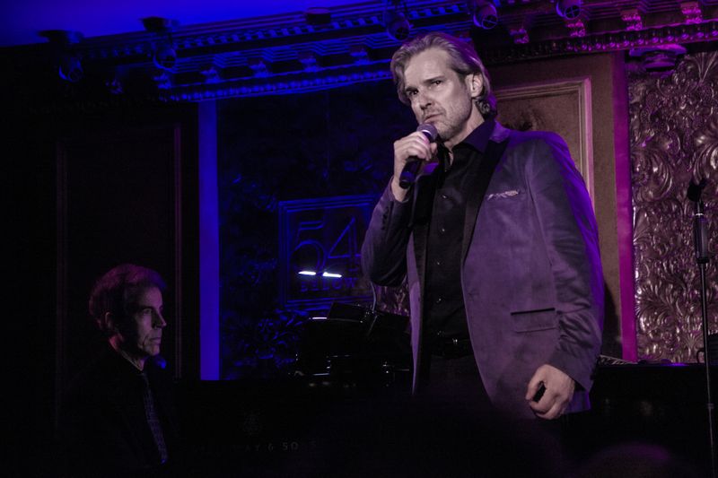 Photos: Hugh Panaro Returns To 54 Below With MAN WITHOUT A MASK — photo 4 of 24