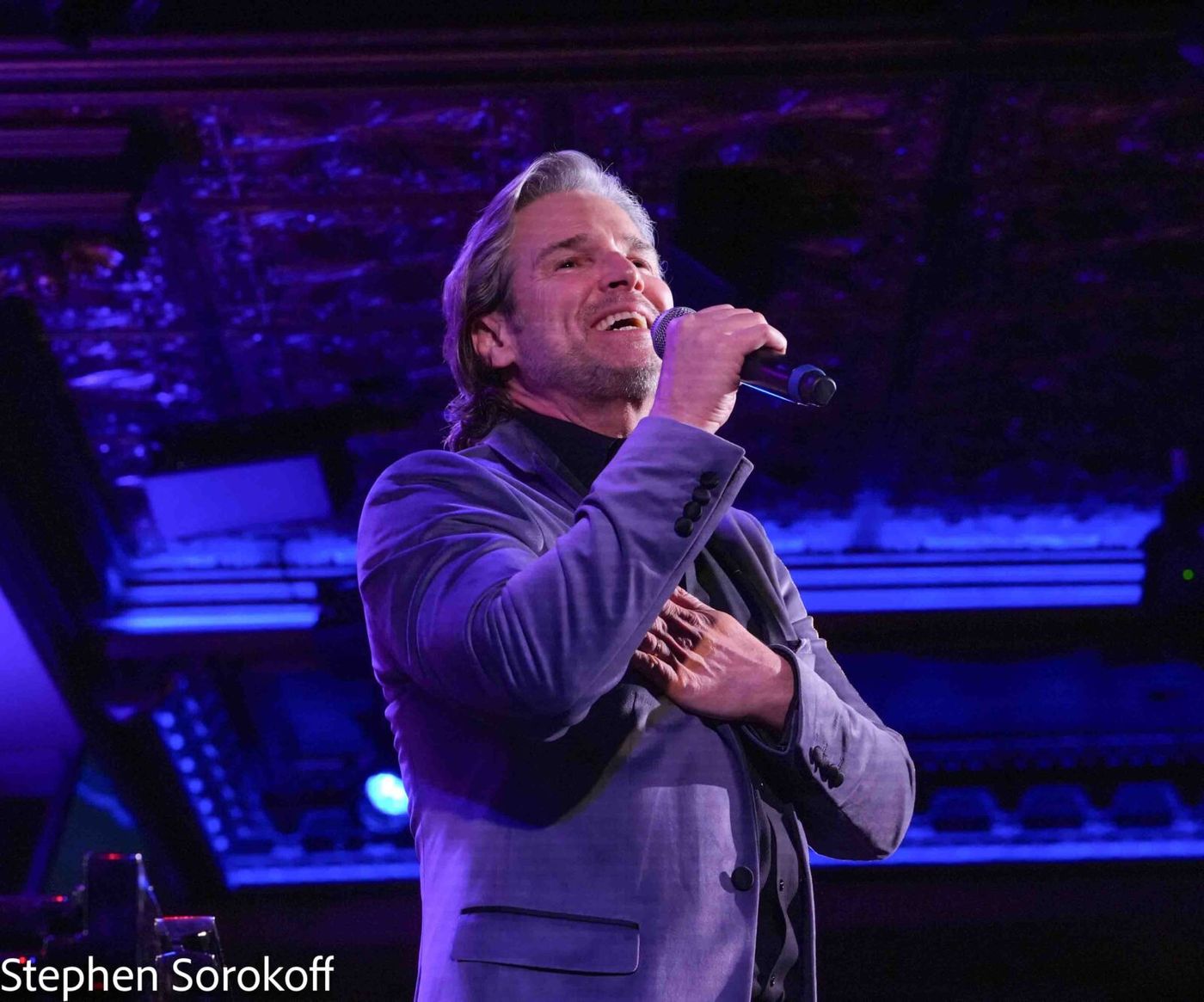 Review: Hugh Panaro Does It Again in MAN WITHOUT A MASK at 54 Below  Image