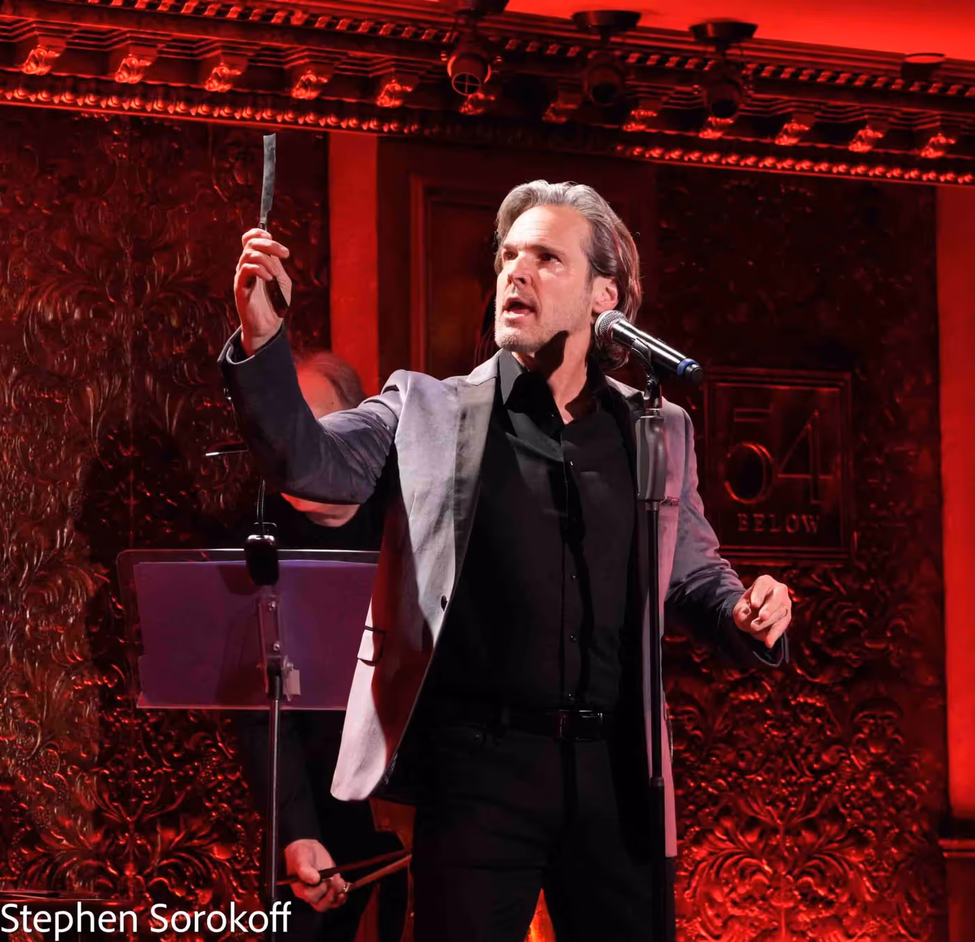 Review: Hugh Panaro Does It Again in MAN WITHOUT A MASK at 54 Below  Image