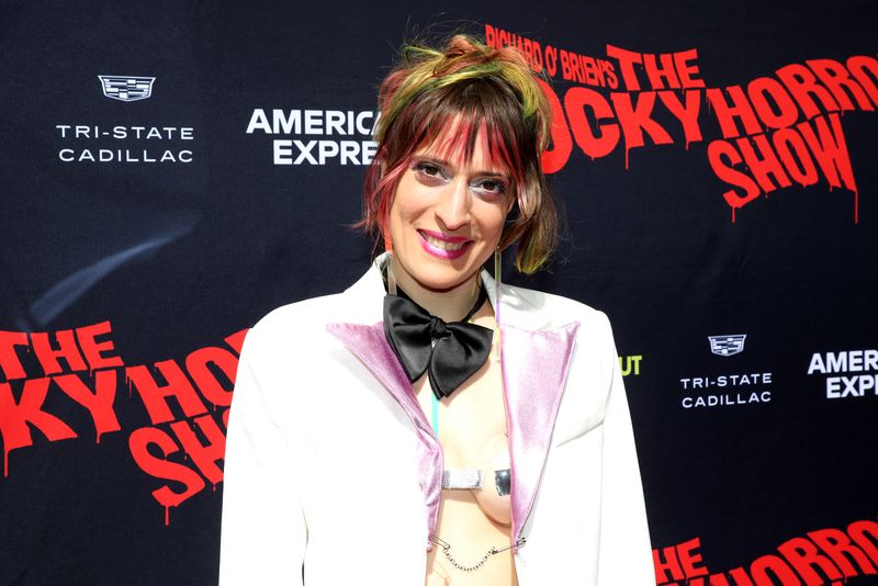 Photos: THE ROCKY HORROR SHOW Cast Struts the Red Carpet on Opening Night — photo 21 of 55