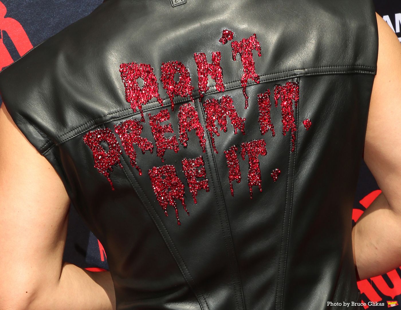 Photos: THE ROCKY HORROR SHOW Cast Struts the Red Carpet on Opening Night  Image