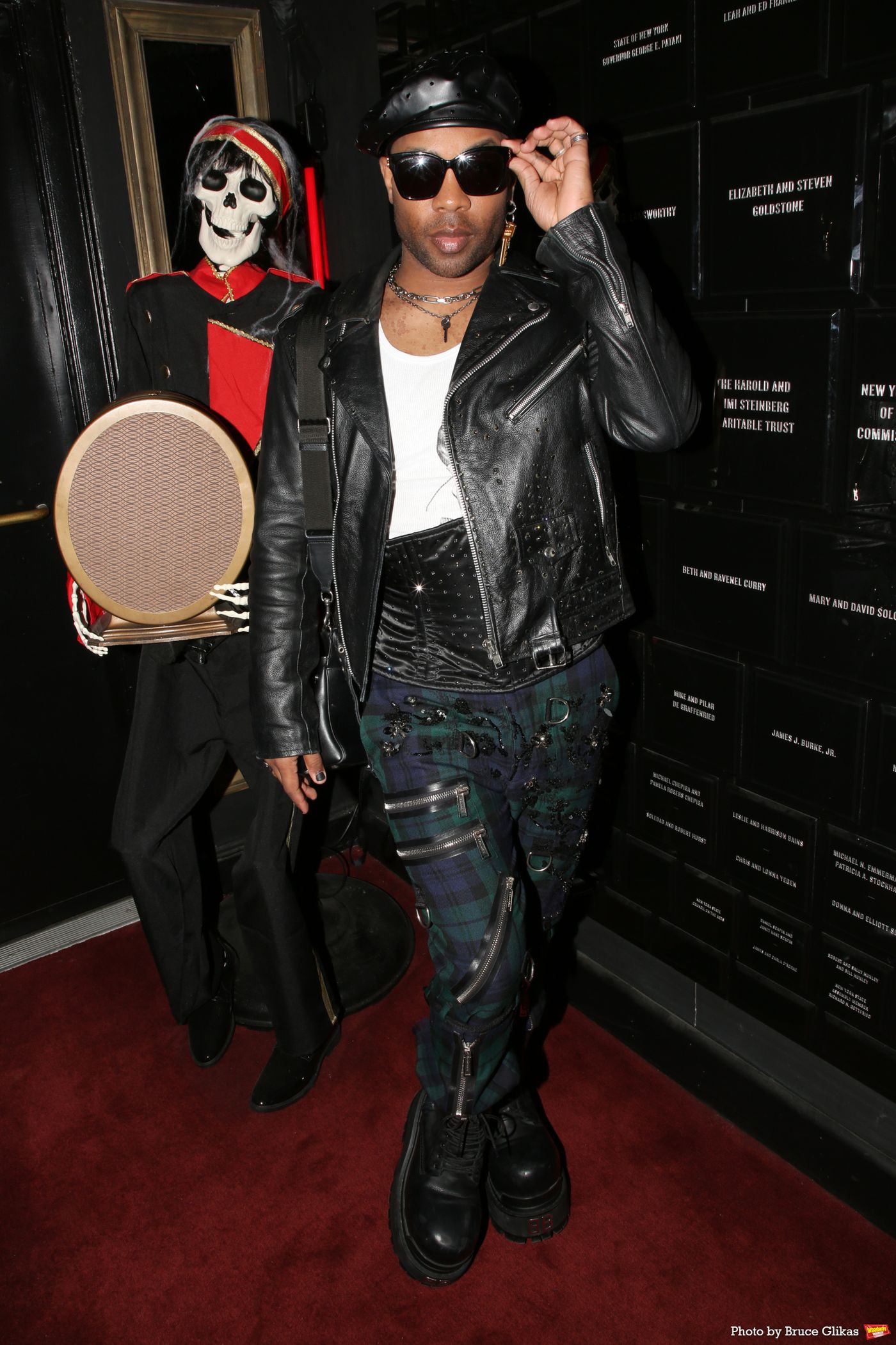 Photos: Susan Sarandon and More Walk THE ROCKY HORROR SHOW Red Carpet  Image