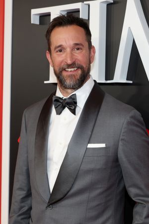 Noah Wyle Photo