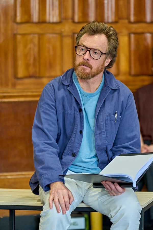 Toby Stephens Photo